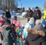 Сотрудники ГИБДД поздравили с 23 февраля - Городской округ Кинель